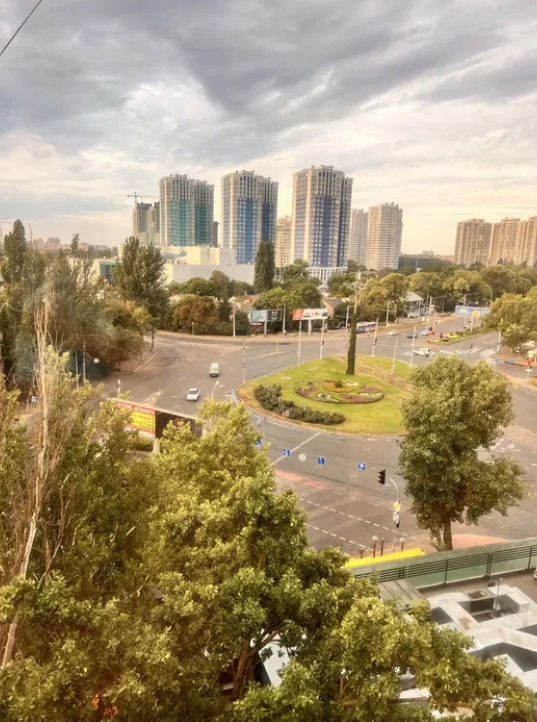 продажа многокомнатной квартиры номер A-174172 в Киевском районе, фото номер 10